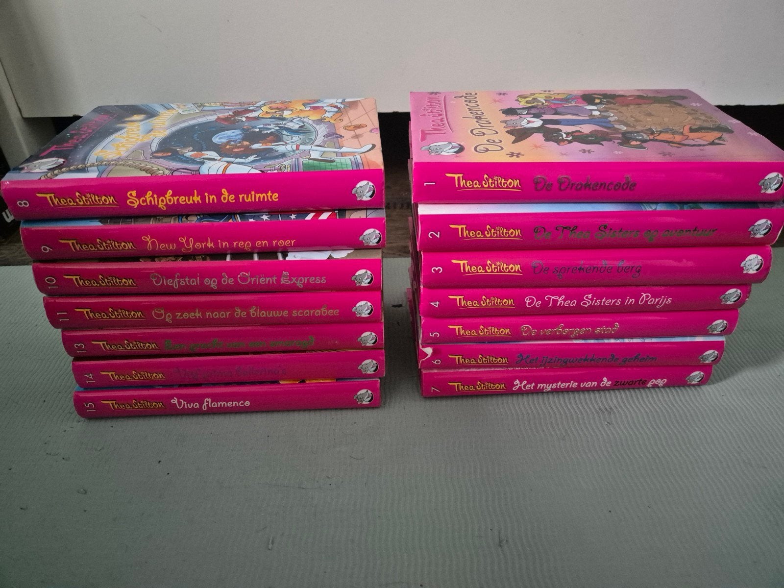 Thea Stilton boeken - 14-delige set, Boeken, Ophalen of Verzenden, Gelezen, Thea Stilton, Fictie algemeen