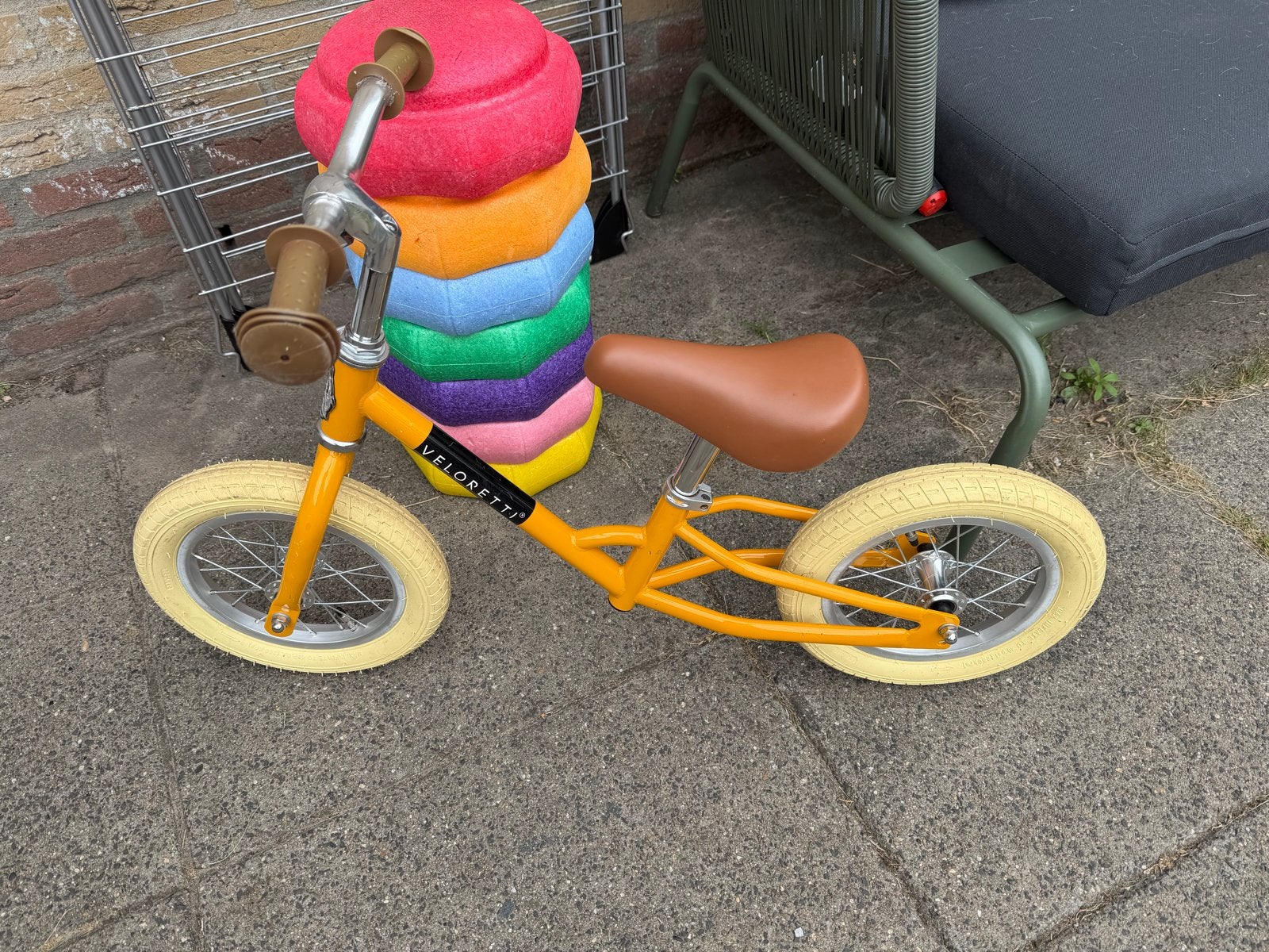 Veloretti loopfiets geel, Ophalen, Zo goed als nieuw, 16 tot 20 inch