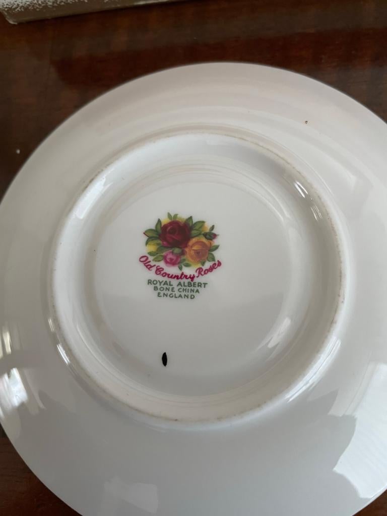 Royal Albert Old Country Roses Servies - Kopjes en meer, Ophalen, Zo goed als nieuw, Overige stijlen, Porselein