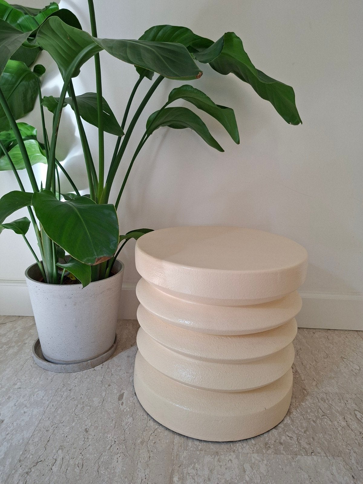 HKliving Stoneware Bijzettafel - Crème tafel salontafel, Huis en Inrichting, Ophalen, Minder dan 55 cm, Modern, Scandinavisch, Natuurlijk