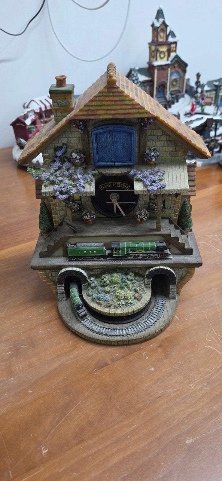 Decoratieve Klok, Naaimachine en Huisje, Ophalen