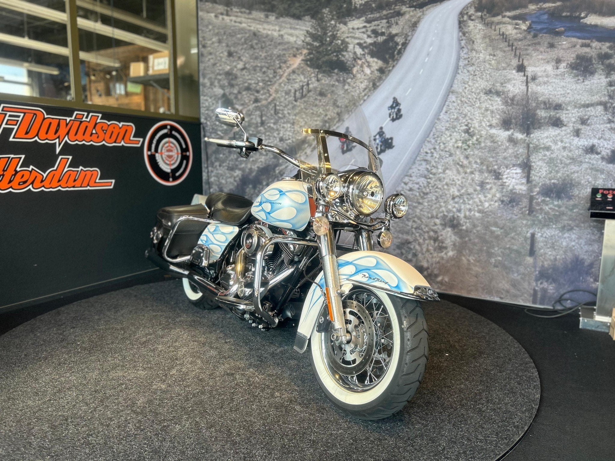 Harley-Davidson FLHRC Road King Classic (bj 2010), Laan van Vredenoord 33
2289 DA  RIJSWIJK, NL, Bedrijf, Toermotor, Sales@harleydavidsonrotterdam.nl