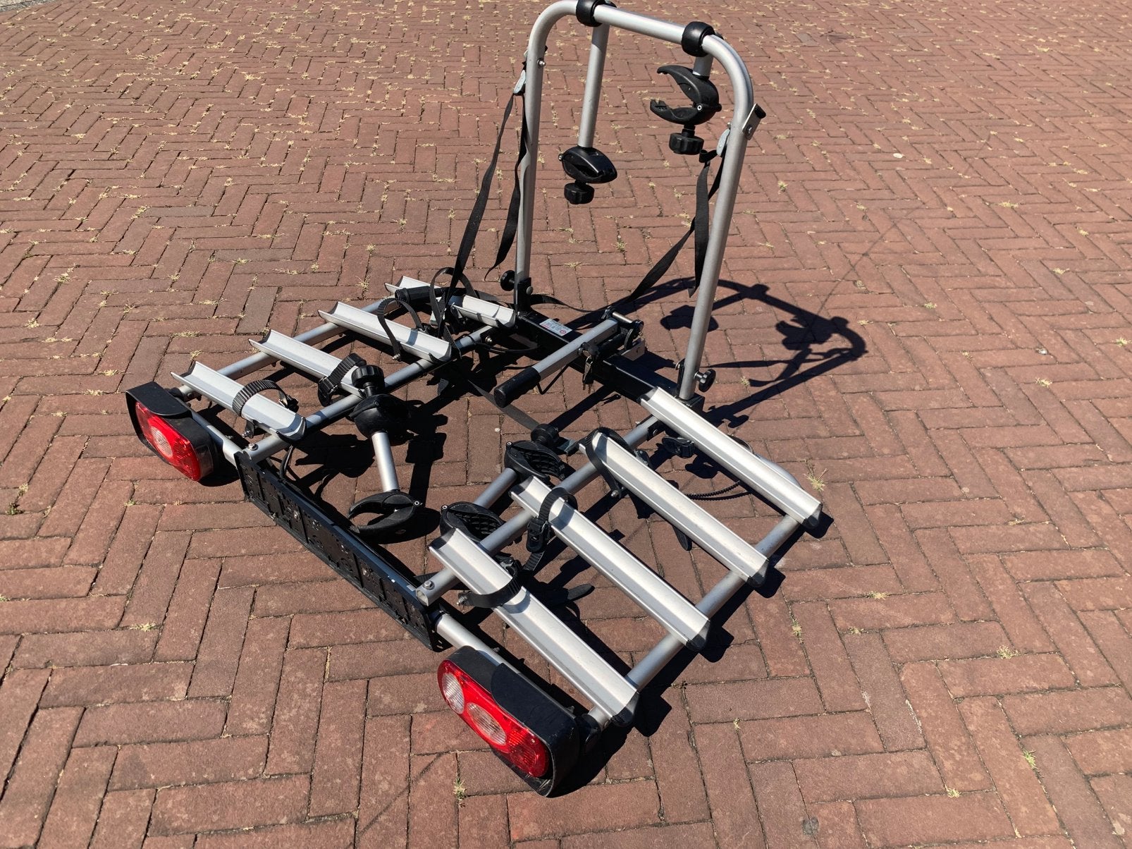 Uebler F41 fietsendrager voor 4 fietsen, degelijke kwaliteit, Ophalen, Zo goed als nieuw, Trekhaakdrager