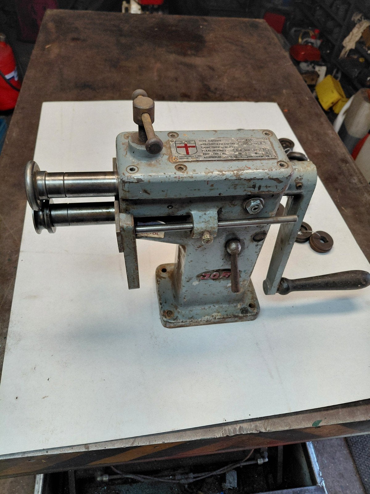 Jorg Kraalmachine / Felsmachine met diverse rollen, Ophalen
