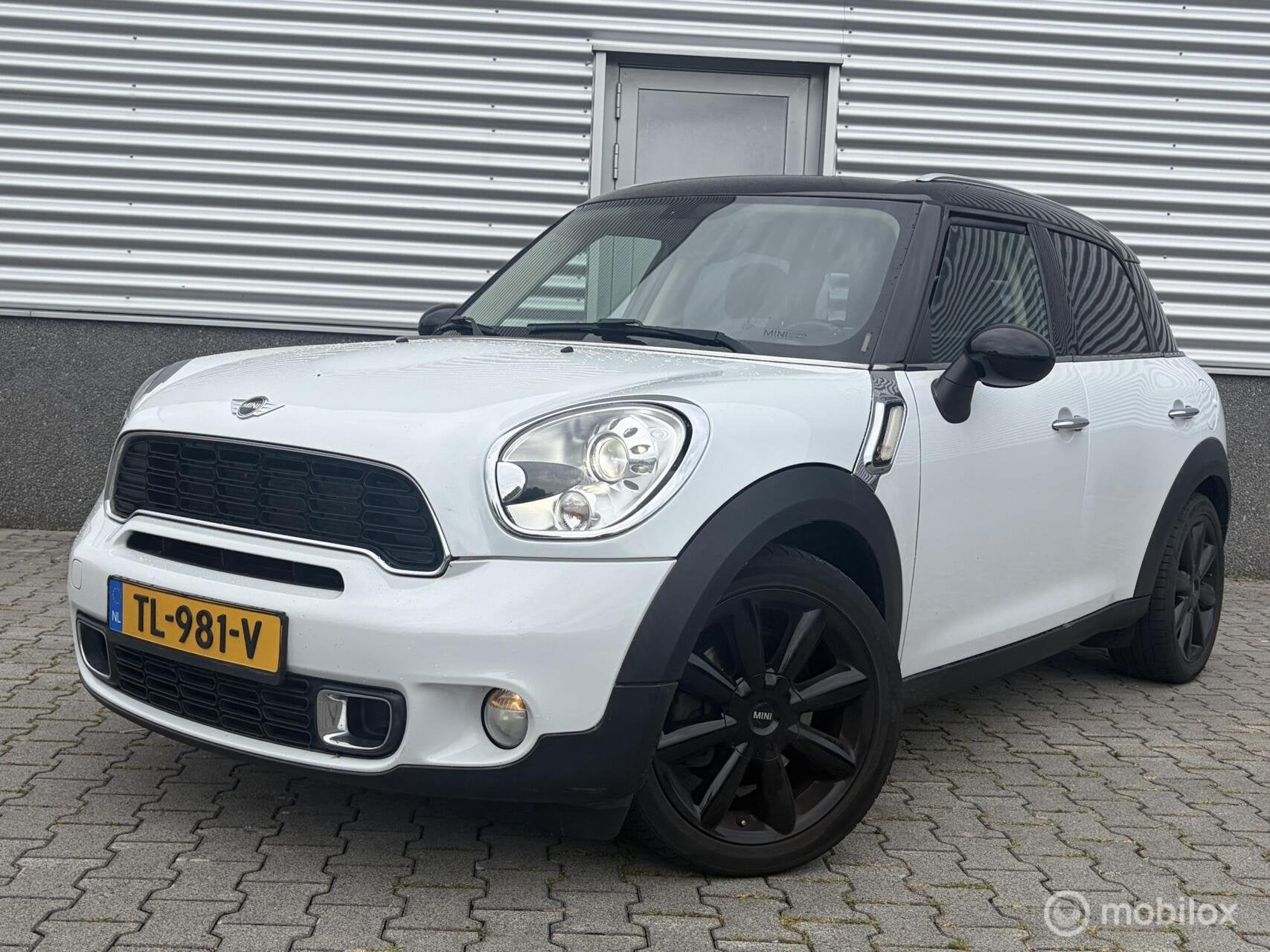 Mini Countryman 1.6 Cooper S Chili Xenon-Leder-18inch, Auto's, Mini, Voorwielaandrijving, Euro 5, Gebruikt, 750 kg