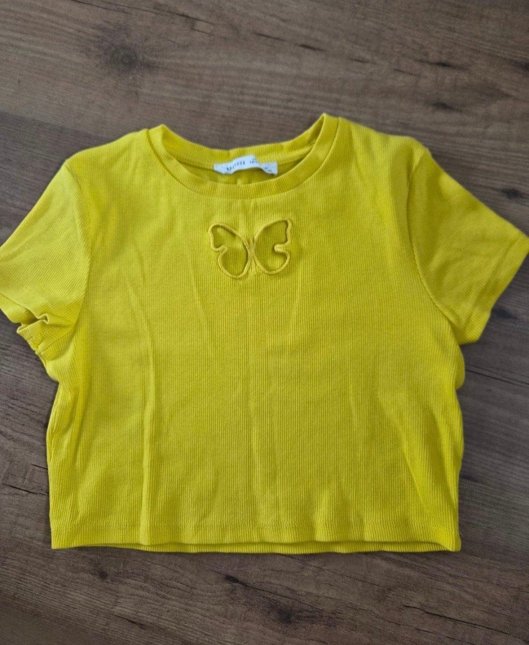 crop top met vlinderdetail 140-146, Kinderen en Baby's, Ophalen of Verzenden, Zo goed als nieuw