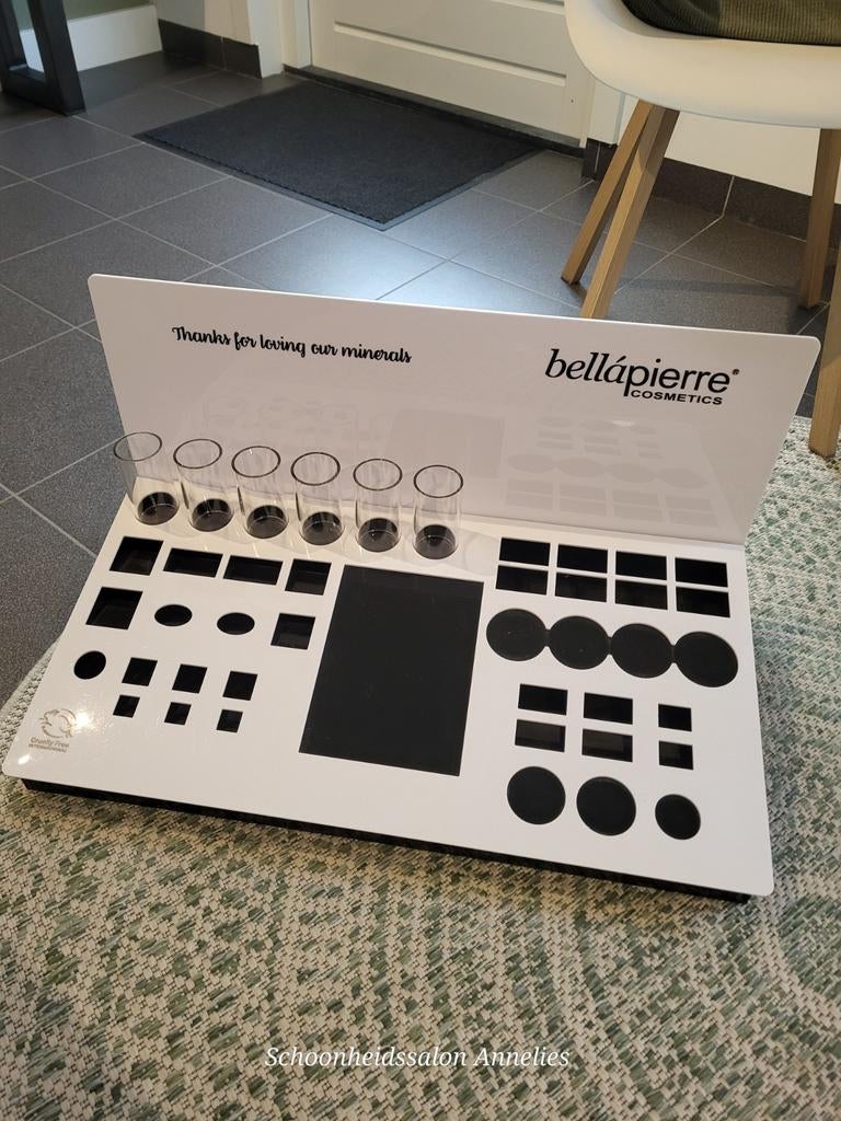 Bellapierre display voor make-up producten, Ophalen, Gebruikt, Gehele gezicht, Wit
