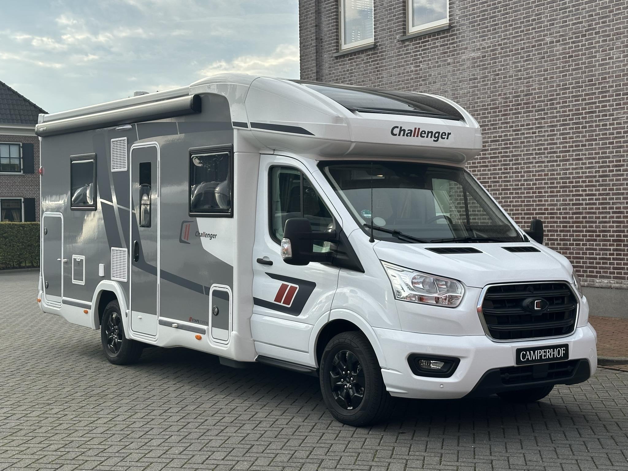 Challenger 380 Etape Edition, 4.1T, Winterpakket (Chausson 7, Automaat, 7 tot 8 meter, Bedrijf, Diesel