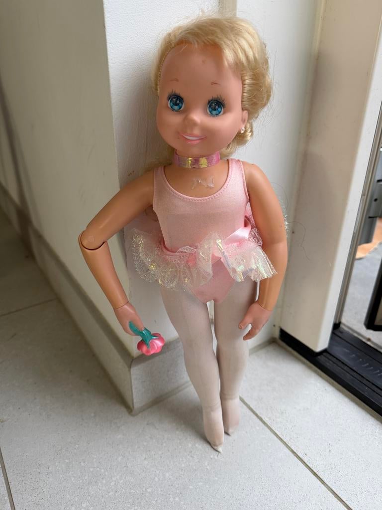 Dansende Ballerina Pop - Roze Balletpakje, Kinderen en Baby's, Speelgoed | Poppen, Ophalen of Verzenden, Gebruikt, Overige typen