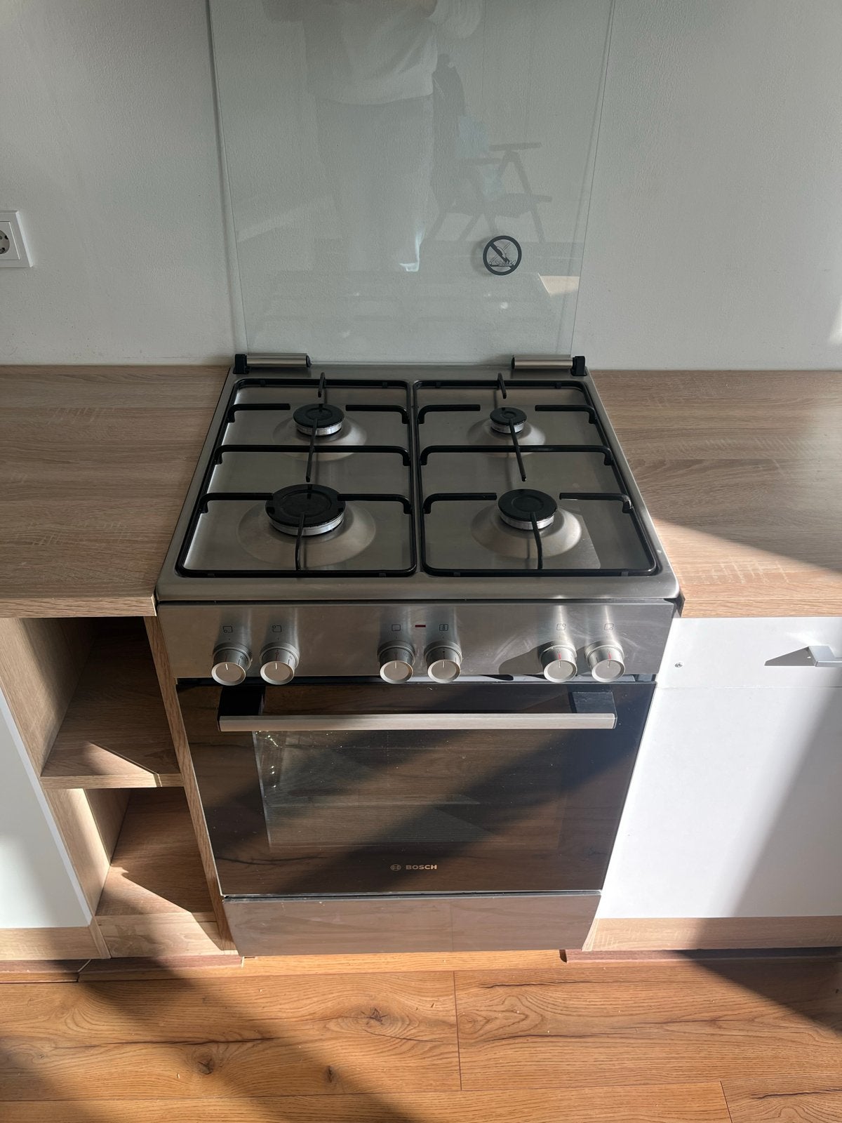 Bosch gas-elektro fornuis HXA090D50N Vrijstaand, 4-pits, Ophalen, Gebruikt, Hete lucht, 60 cm of meer