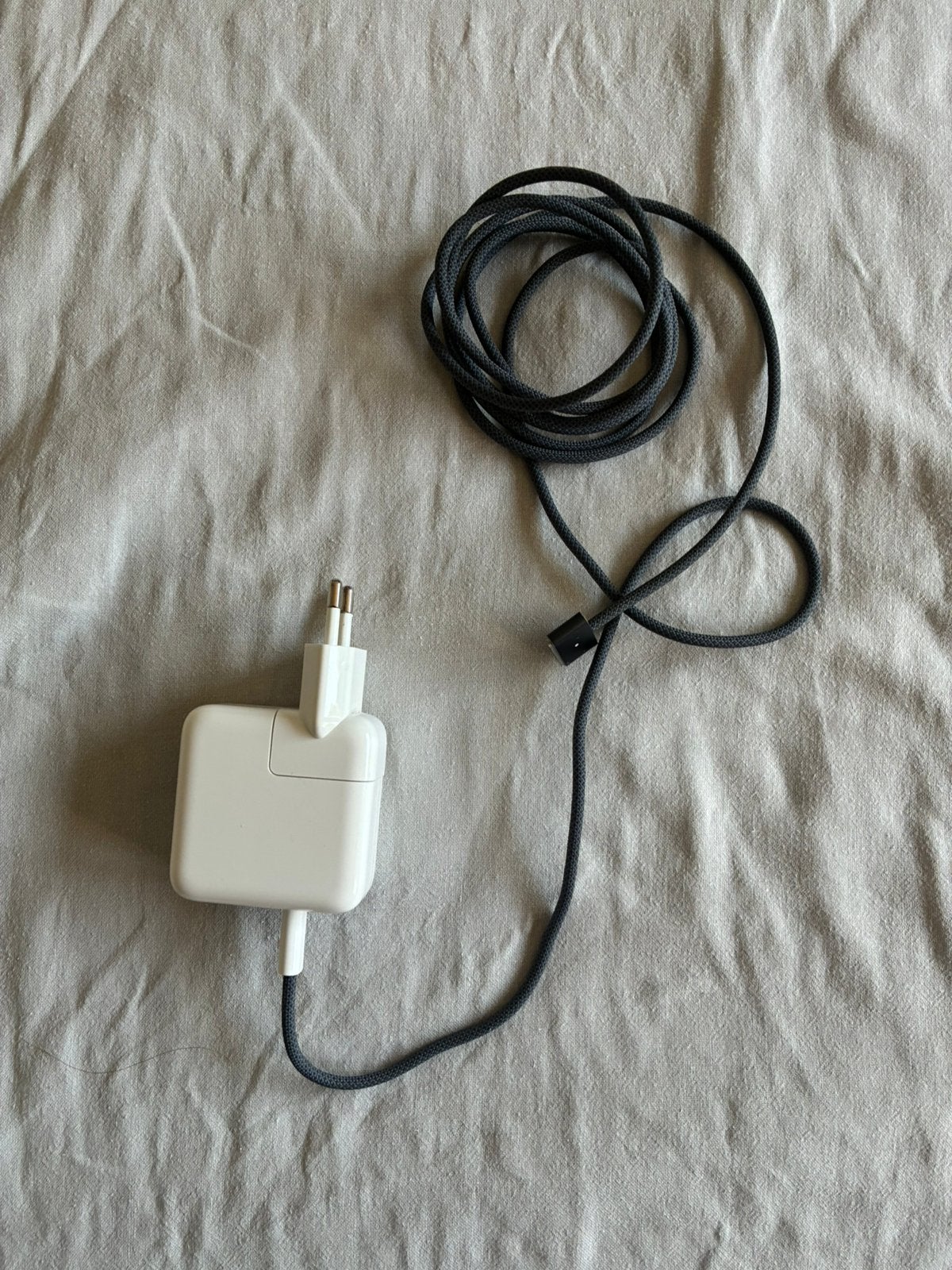 Apple MacBook - MagSafe3 Macbook adapter + kabel (midnight), Ophalen of Verzenden, Nieuw