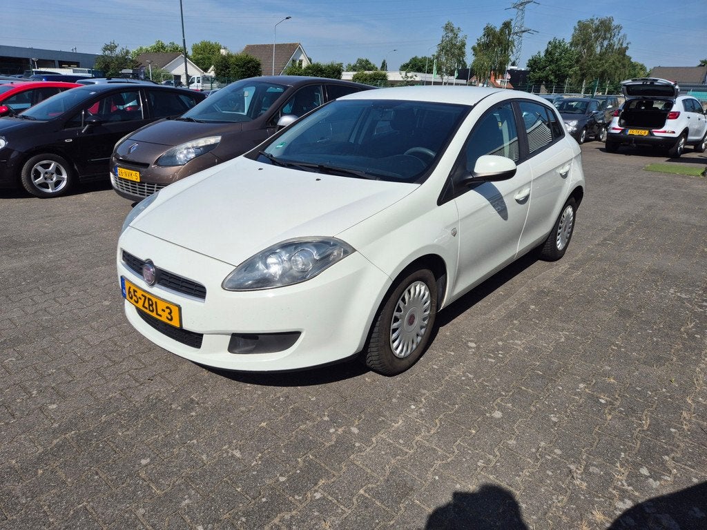 Fiat Bravo Fiat Bravo 1.4 Actual, Voorwielaandrijving, Euro 5, Stof, Gebruikt