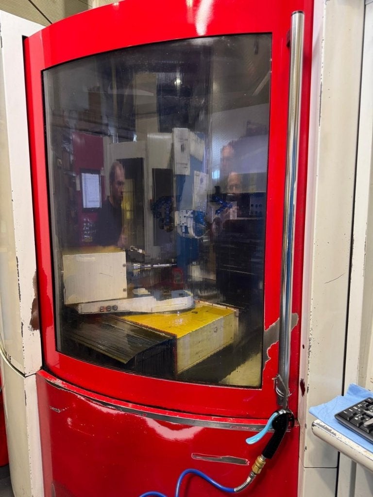 CNC tool grinding machine SAACKE UWIE, Ophalen of Verzenden, Gebruikt, Metaal, Machine