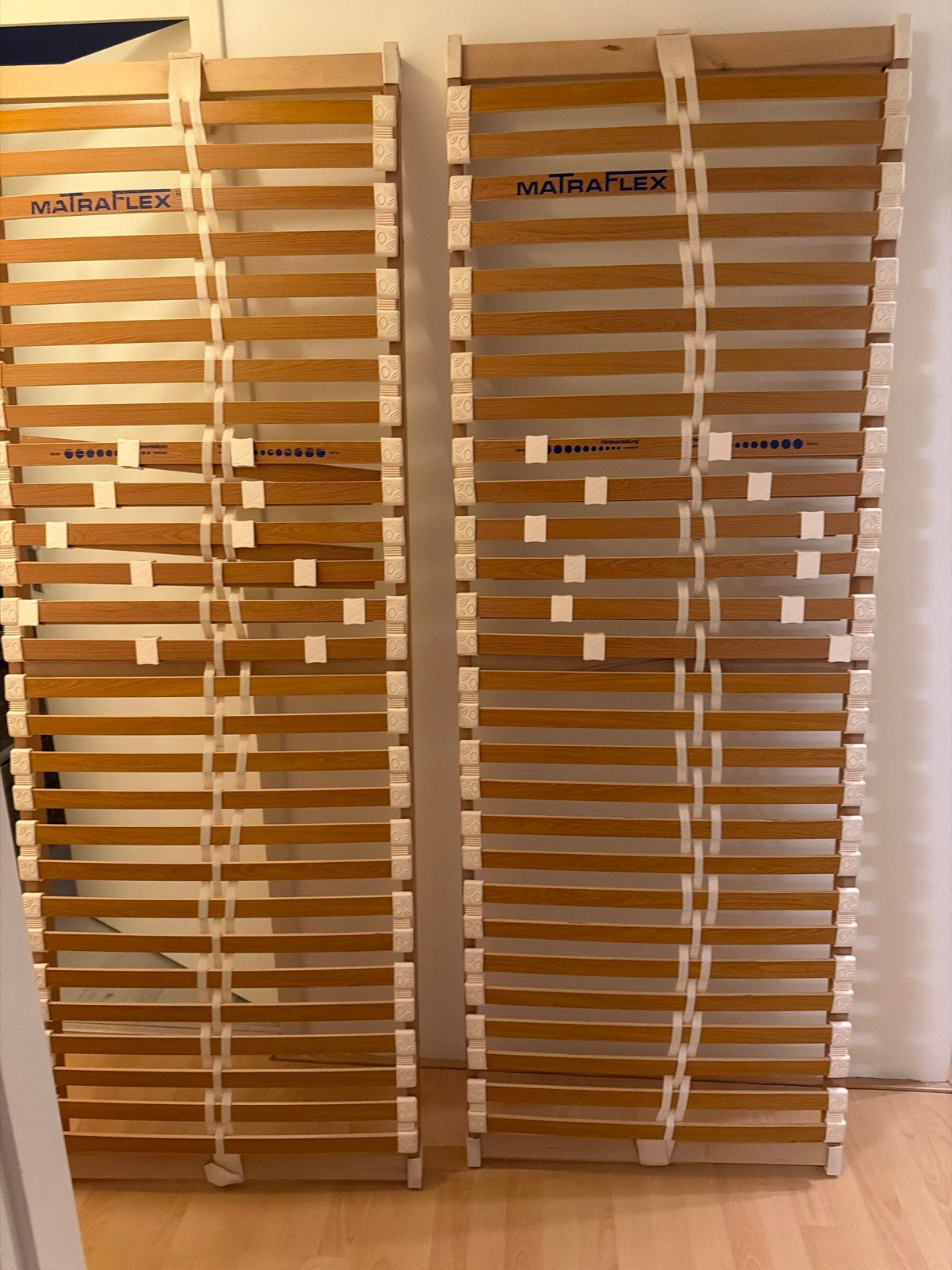 2x Matraflex lattenbodem 70cm - Zo goed als nieuw, Huis en Inrichting, Ophalen, Verstelbaar, Bruin, Zo goed als nieuw