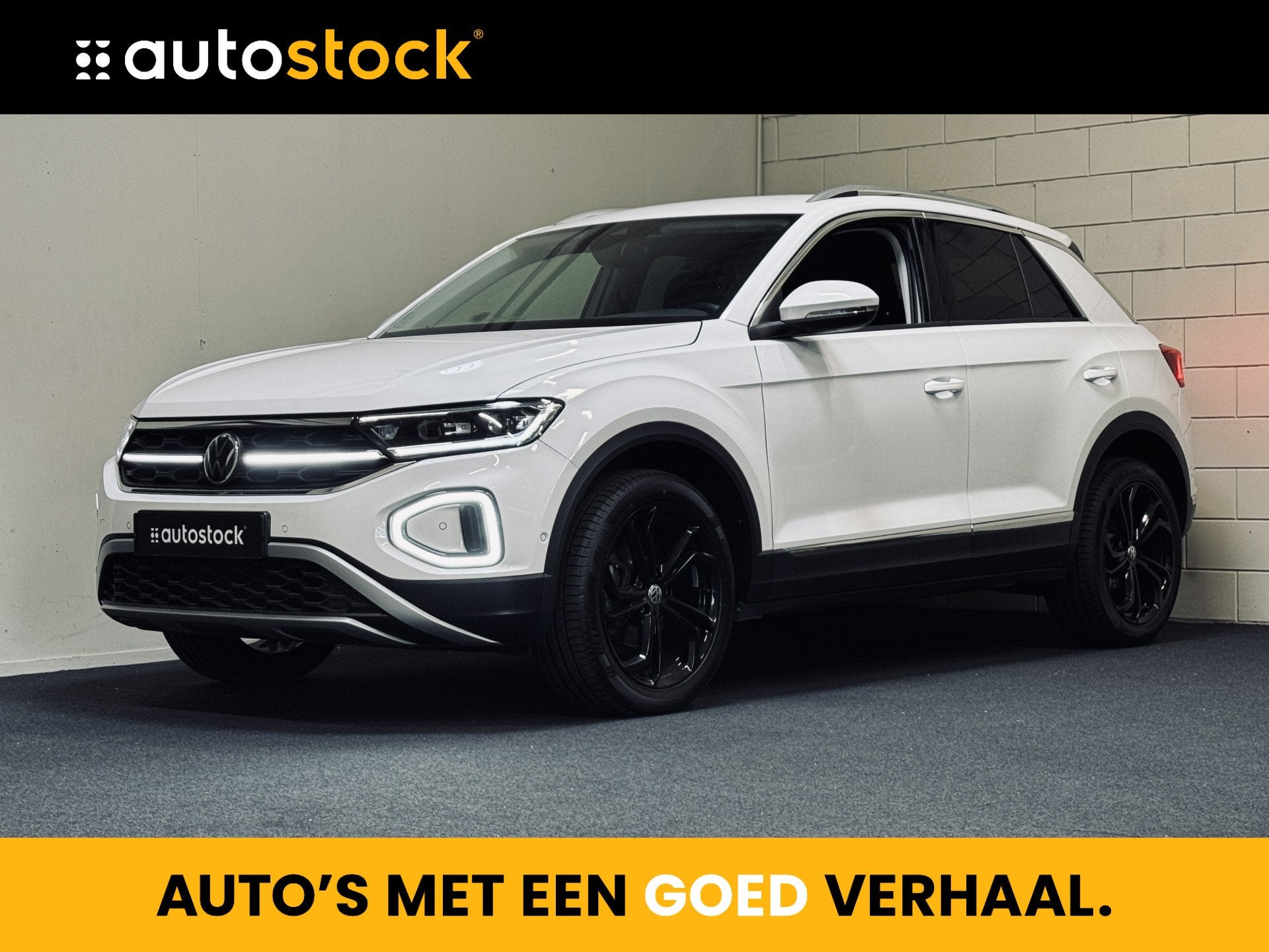 Volkswagen T-Roc 1.5 TSI DSG Style | Massage | IQ | Beats |, 4 cilinders, Automatische klimaatregeling, Wit, 1253 kg