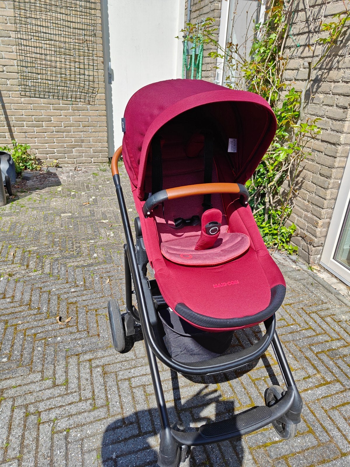 Maxi cosi Lila XP plus inclusief Oria reiswieg, Ophalen, Zo goed als nieuw, Combiwagen, Verstelbare duwstang