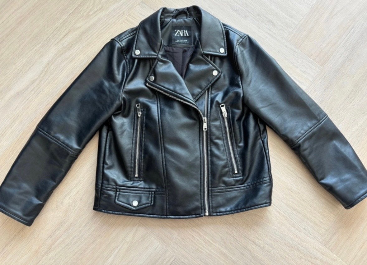 Zwarte Biker Jas Kind Maat 140, Ophalen of Verzenden, Zo goed als nieuw, Jongen of Meisje, Jas