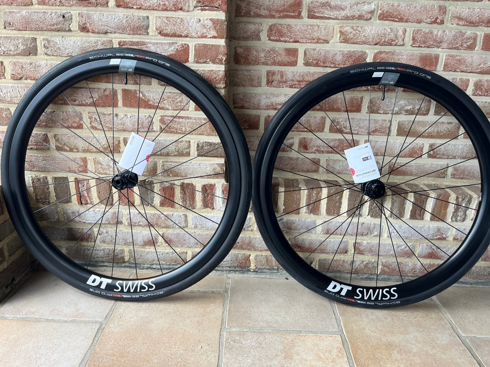 DT Swiss ERC 1600 Carbon Wielen 35mm met 350 Ratchet Naaf, Wiel, Nieuw, Ophalen of Verzenden, Racefiets