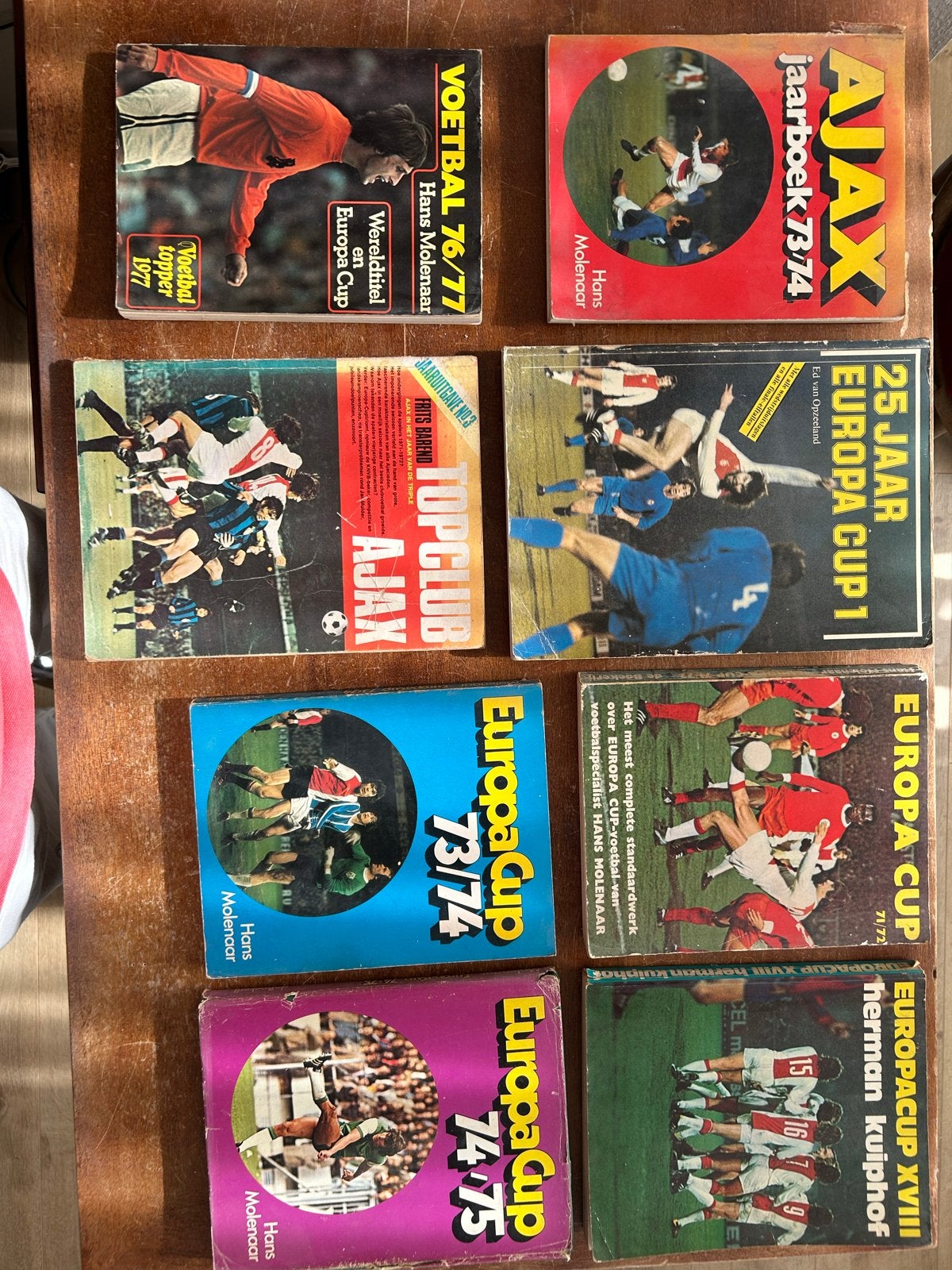 Voetbalboeken Europa Cup en Ajax Jaarboeken, Boeken, Ophalen of Verzenden, Gelezen, Overige sporten