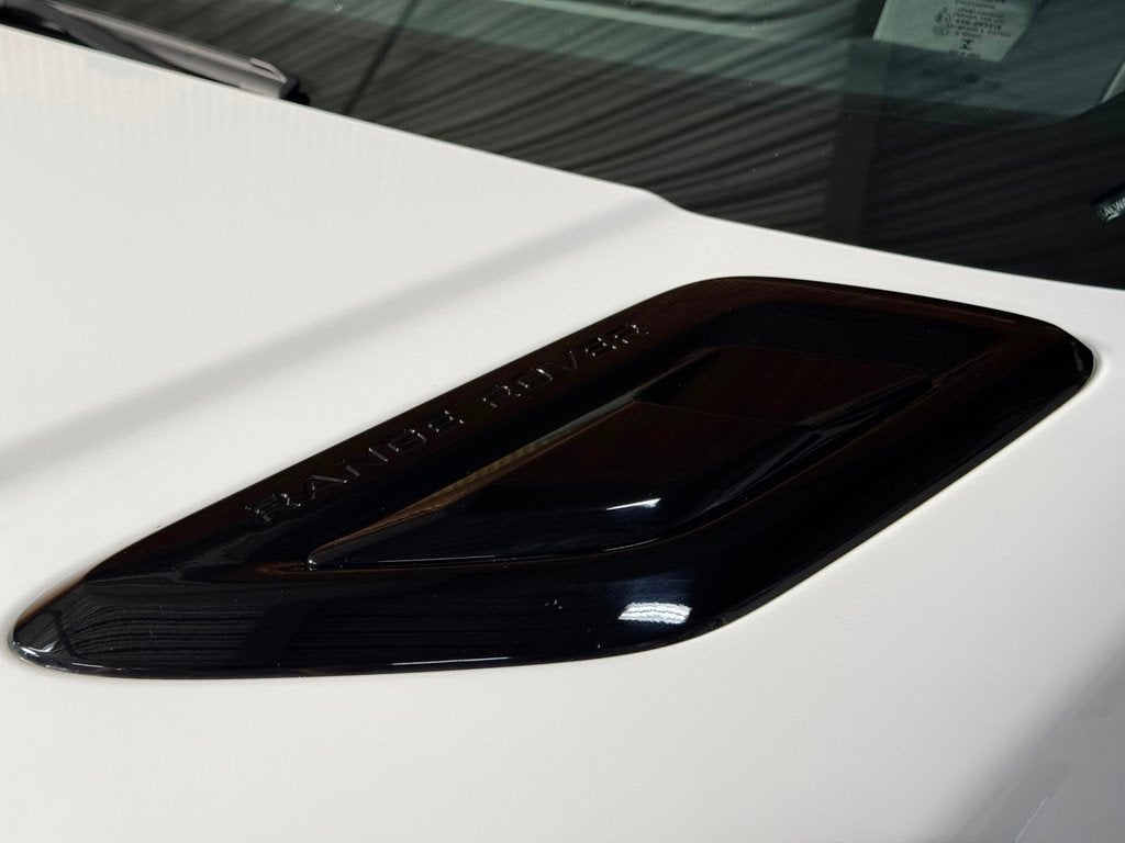 Land Rover Range Rover Sport P400 HSE Dynamic PANO|MERIDAN|H, Auto's, Land Rover, Gebruikt, 4 cilinders, 2500 kg, Wit