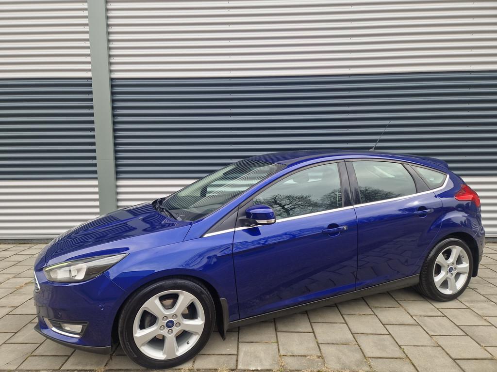 Ford Focus 1.0 First Edition , PDC, Climatronic, Navigatie,, Stof, Gebruikt, Euro 6, Blauw