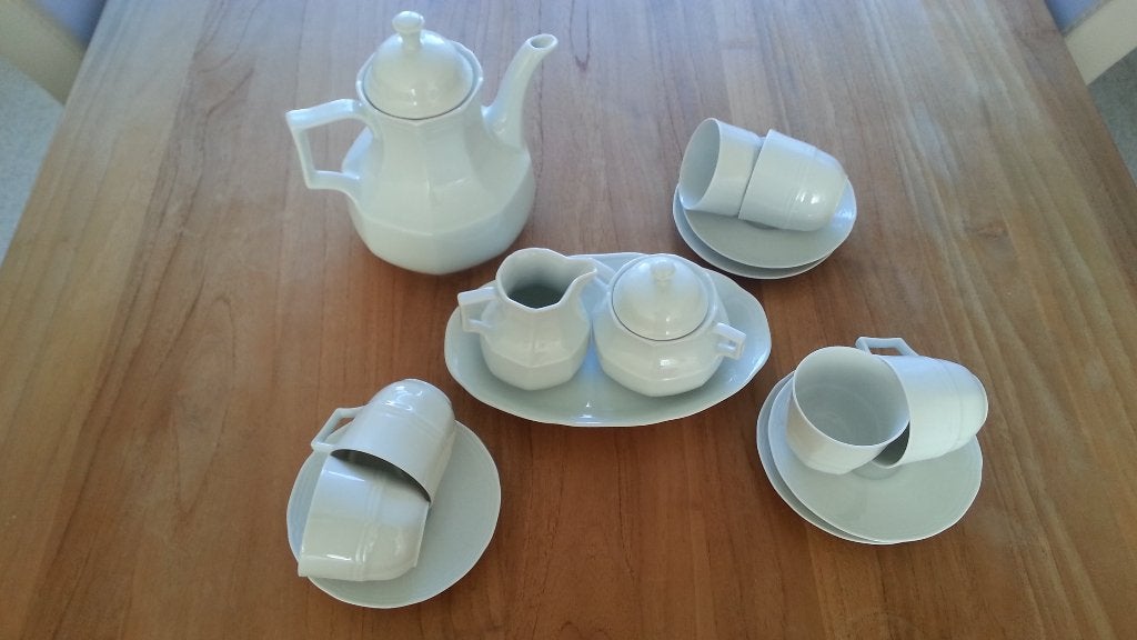 Te koop koffie / thee servies, Ophalen of Verzenden, Zo goed als nieuw, Effen, Porselein
