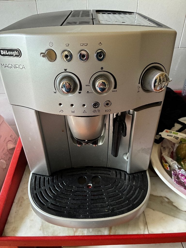 DeLonghi Magnifica, Witgoed en Apparatuur, Ophalen, Gebruikt, Koffiemachine, Koffiebonen