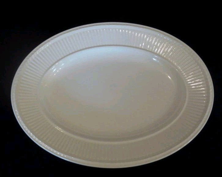 Wedgwood Edme serveerschaal ovaal 35cm - nieuwstaat, Ophalen, Klassiek, Wedgwood, Porselein