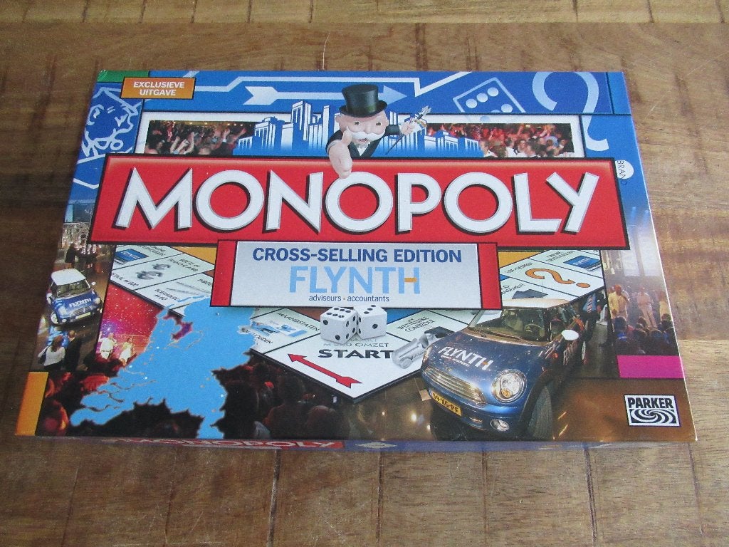 NIEUW!!! Schaars Monopoly spel FLYNTH Cross selling edition, Hobby en Vrije tijd, Ophalen of Verzenden, Nieuw