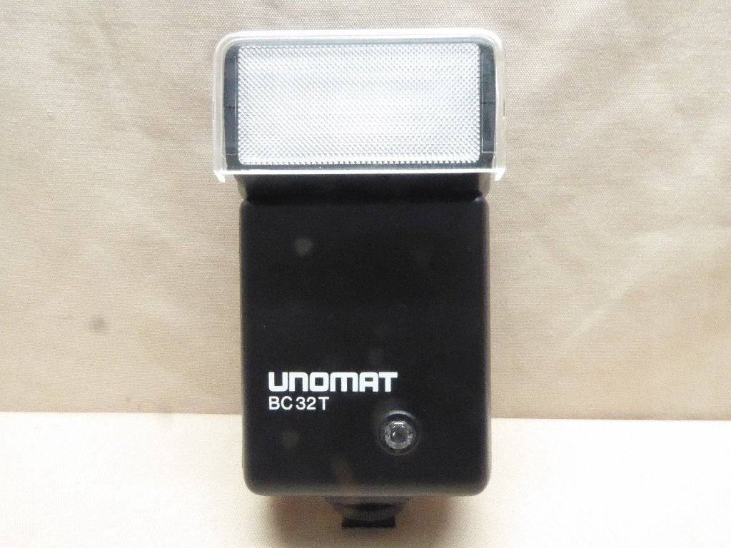 Flitser | Unomat | BC 32T | in zeer goede staat, Ophalen of Verzenden, Zo goed als nieuw, Externe flitser, Overige merken