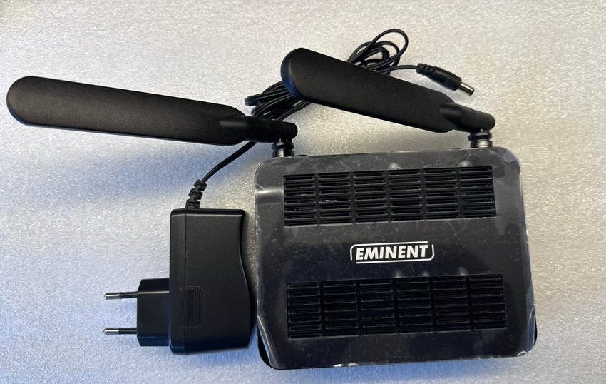 Eminent EM4610 AC1200 Dual-Band WiFi Router, Ophalen of Verzenden, Zo goed als nieuw