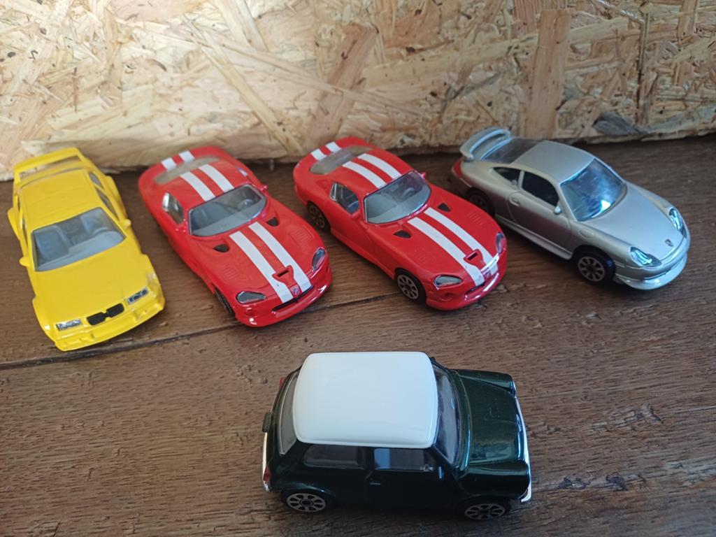 5 Bburago modelauto's, Ophalen of Verzenden, Zo goed als nieuw