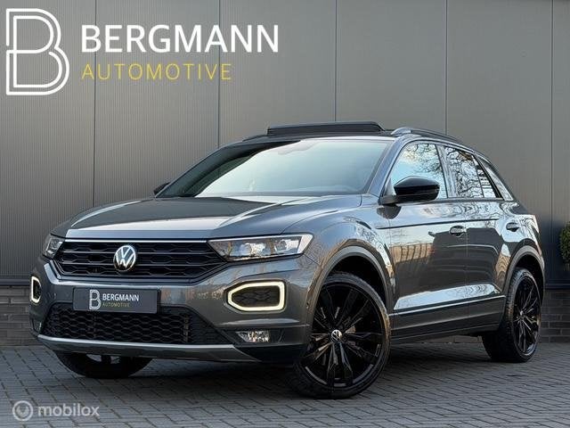 Volkswagen T-Roc 1.5 TSI Black Edition|Pano|Virtual|Beats| T, 4 cilinders, Leder en Stof, Automatische klimaatregeling, Bedrijf