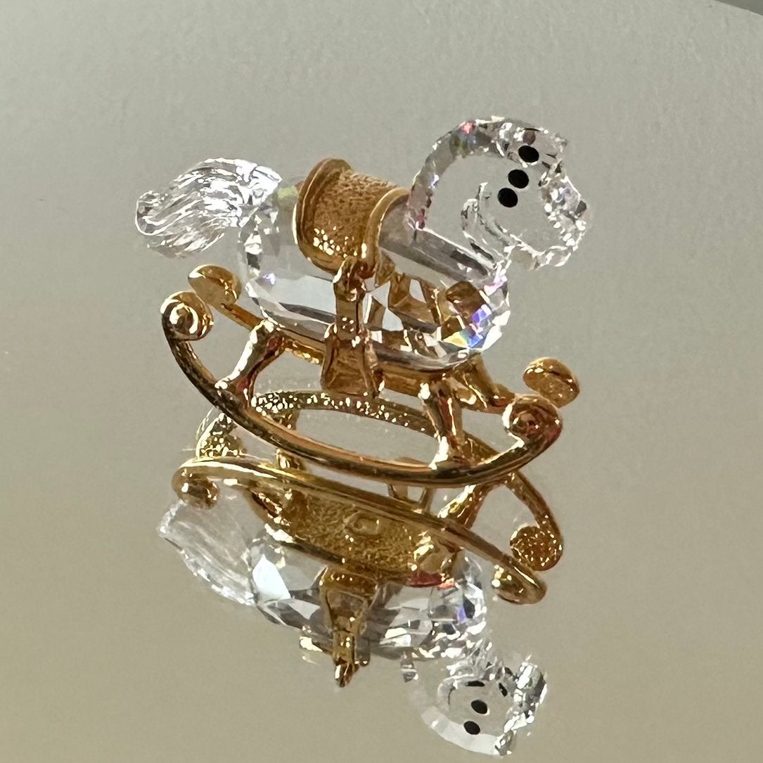 Hobbelpaard goud 9460/000/068, Verzamelen, Swarovski, Ophalen, Zo goed als nieuw, Figuurtje