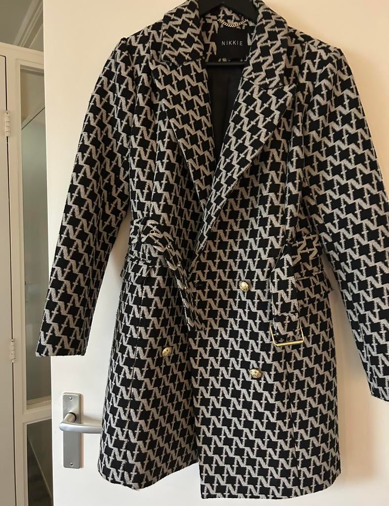Nikkie trenchcoat black pearl, maat L, Kleding | Dames, Ophalen of Verzenden, Nieuw, Maat 42/44 (L), Grijs