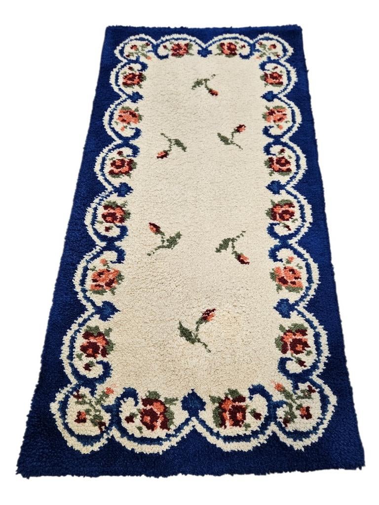 Vintage oosters wol Smyrna tapijt floral roses 75x145cm, 100 tot 150 cm, Crème, Onbekend, Vintage, Klassiek, Bloemen