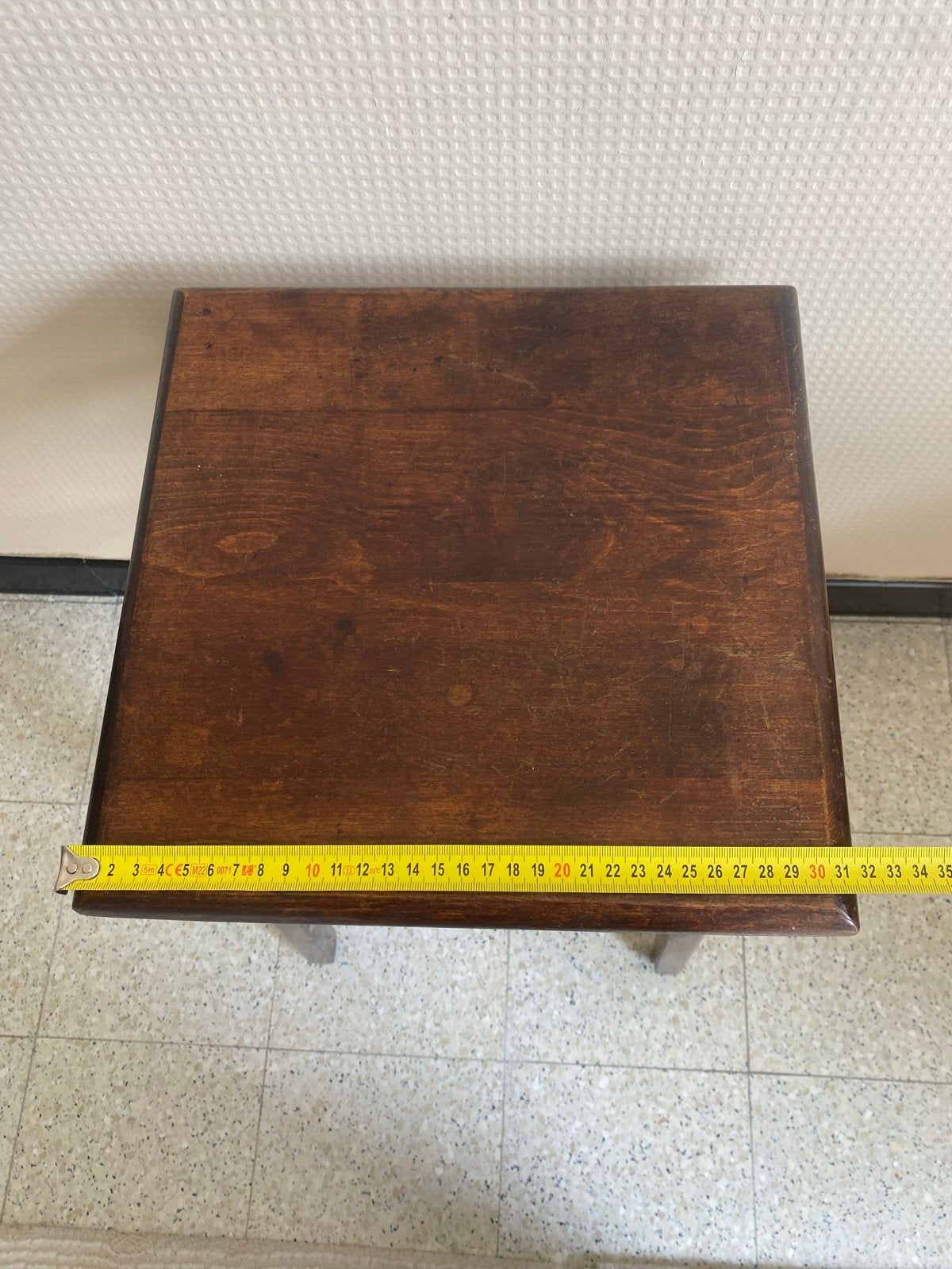 Vintage Houten Krukje - Robuust en Charmant, Ophalen
