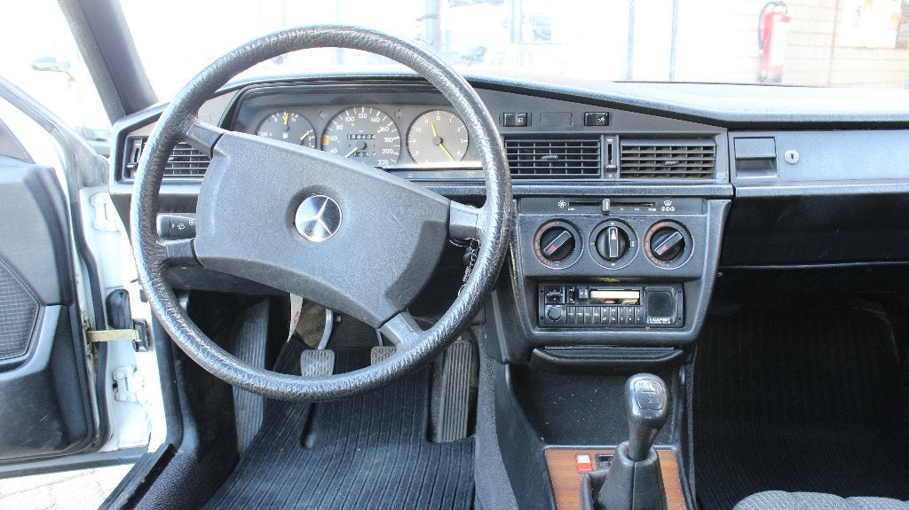 Mercedes-Benz 190-Serie 2.0 D 1986 Wit, foto 8