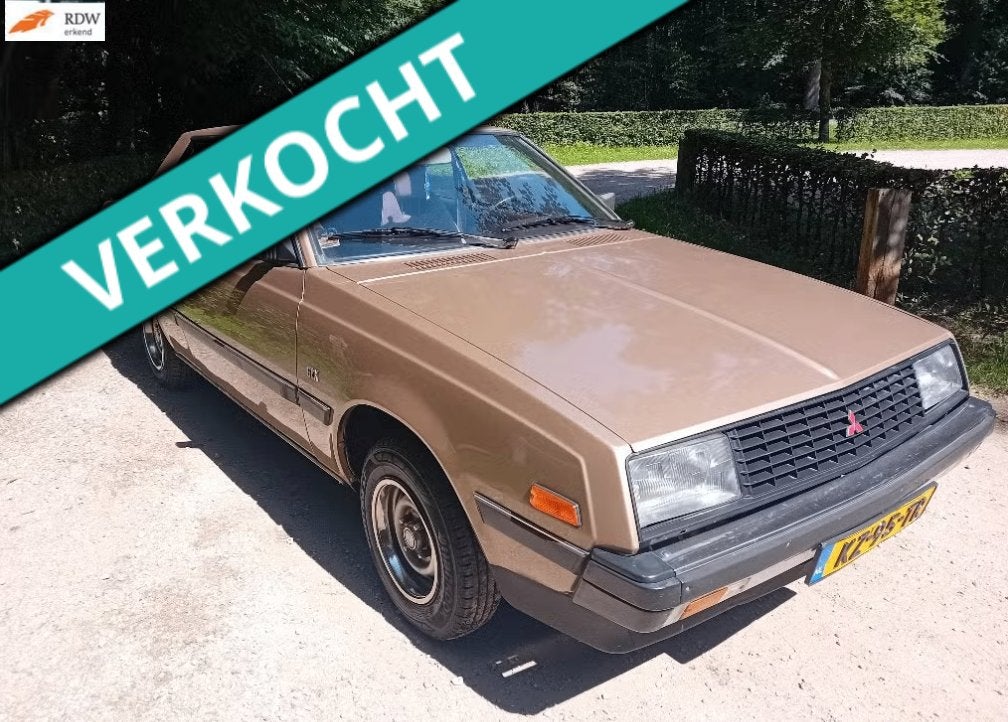 Mitsubishi Sapporo 1.6 GLX BJ1984 TREKHAAK, Beige, Bruin, 4 stoelen, Bedrijf