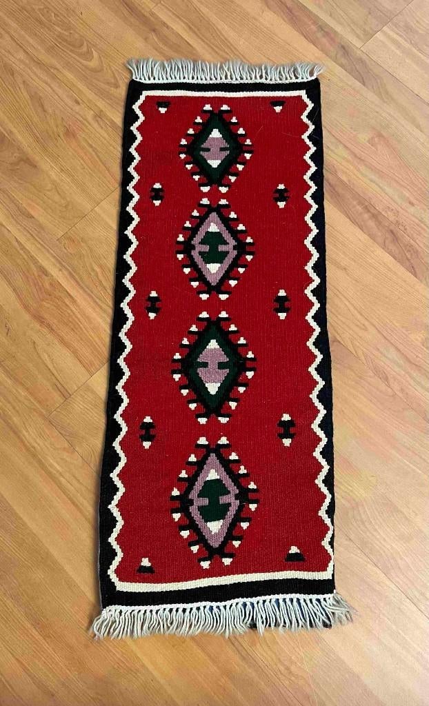 Vintage kelim kleed met ingestikte foam mat 80/32 cm
