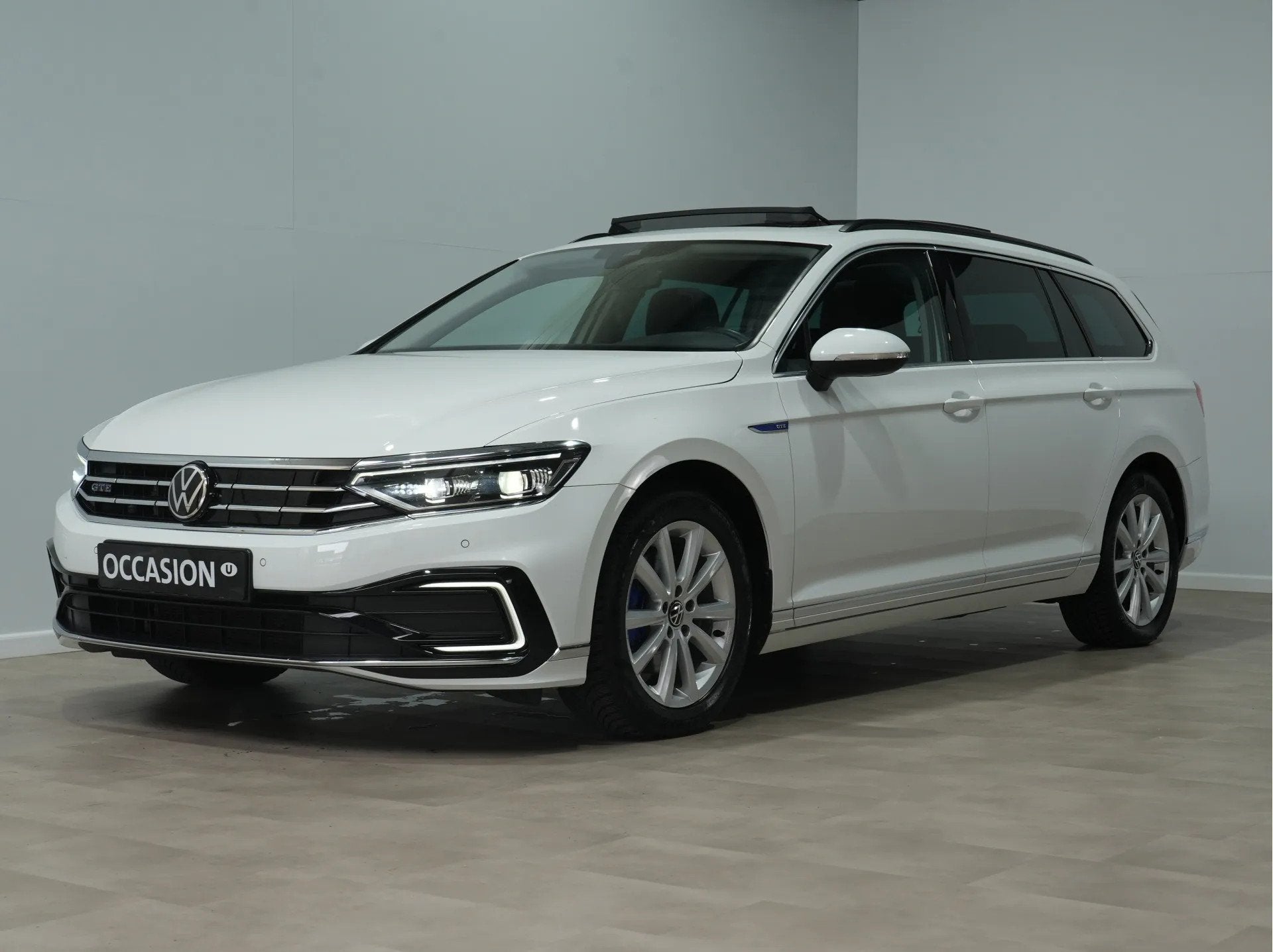 Volkswagen Passat Variant GTE 1.4 TSI eHybrid 218pk PHEV Bus, Gebruikt, Overige brandstoffen, Wit, 218 pk