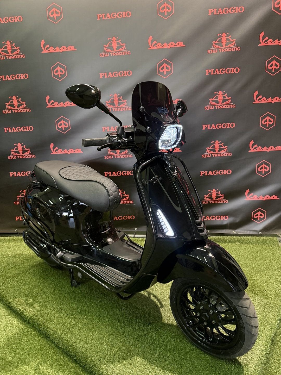Vespa Sprint 2018 Brom! Black on Black / RS Zadel / Garantie, -, -, Ophalen of Verzenden, -