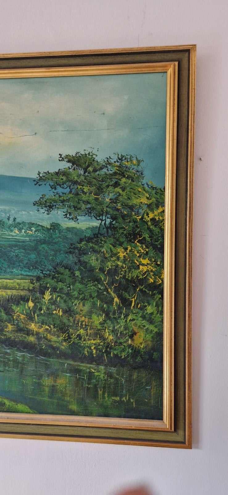 Schilderij met berglandschap en rijstvelden, Antiek en Kunst, Handgeschilderd, Doek, Realistisch, Ophalen of Verzenden