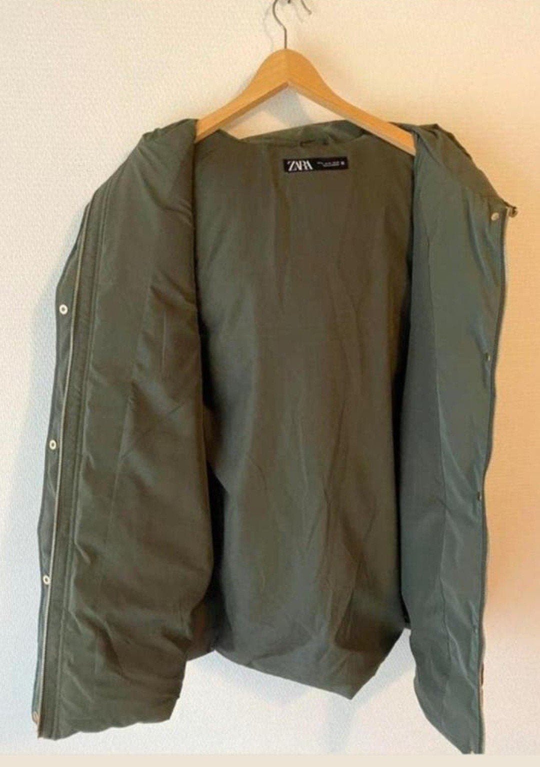 Nieuw! Verzenden €3.49 Groene Bodywarmer ZARA Maat 42-44/ XL, Kleding | Dames, Bodywarmers, Ophalen of Verzenden, Nieuw, Maat 42/44 (L)