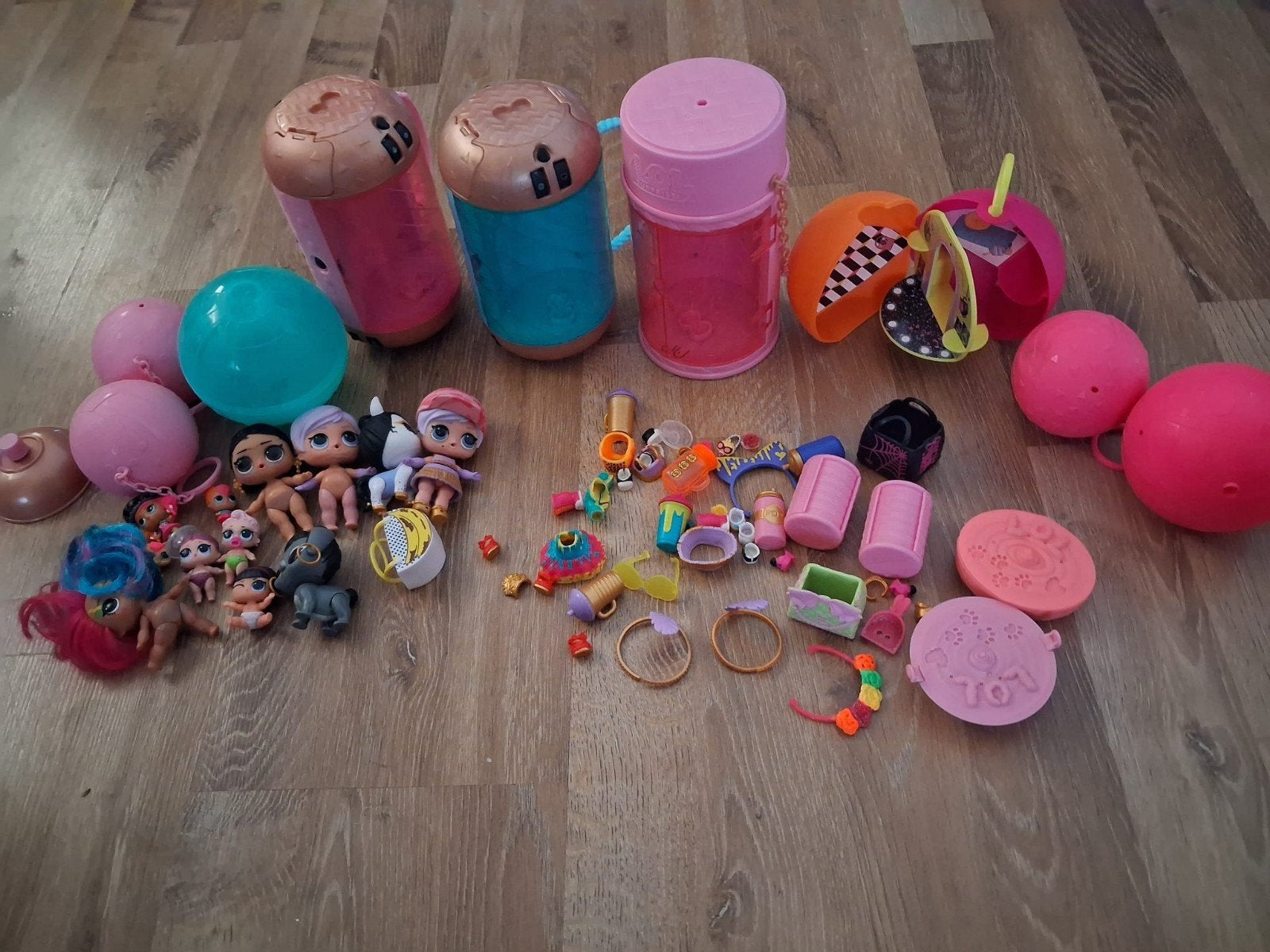 Grote set L.O.L. Surprise poppen en accessoires, Ophalen of Verzenden, Gebruikt, Overige typen