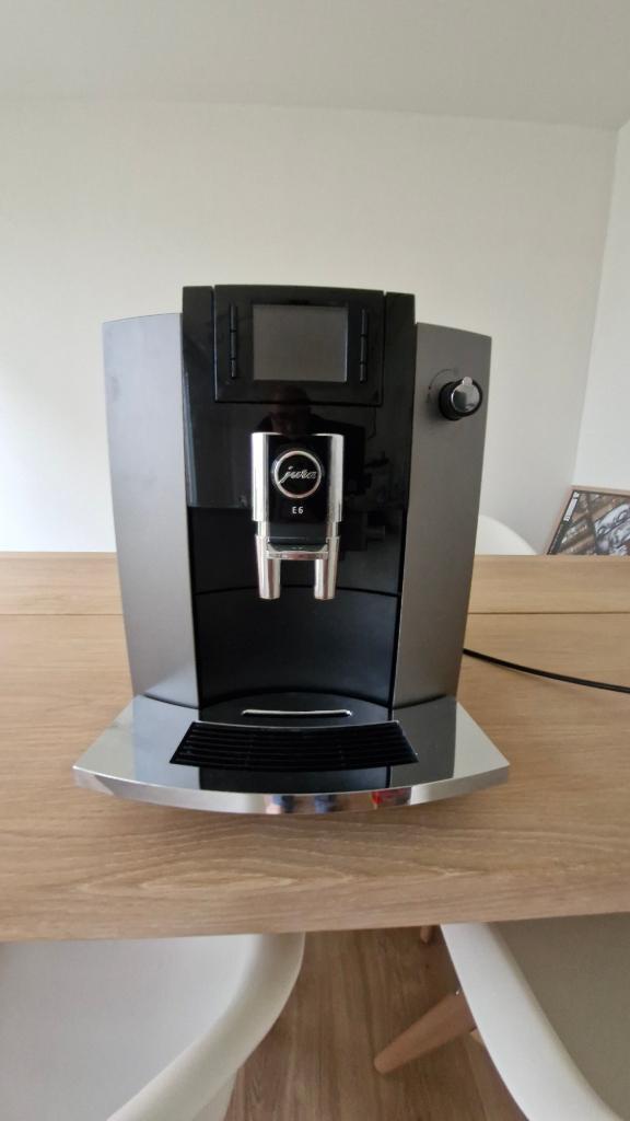 Jura E6 Dark Inox, Ophalen, 10 kopjes of meer, Koffiemachine, Koffiebonen
