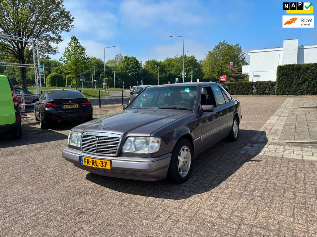 Mercedes-Benz 200-500 (W124) 300 D, Auto's, Automaat, Gebruikt, 2996 cc, Origineel Nederlands