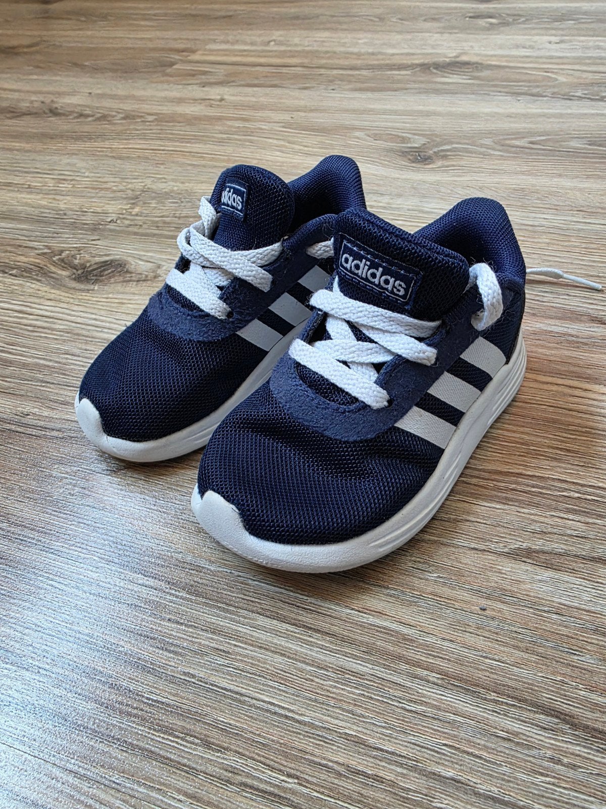 ADIDAS Schoenen (Lite Racer) - maat 23, Adidas, Schoentjes, Ophalen of Verzenden, Zo goed als nieuw