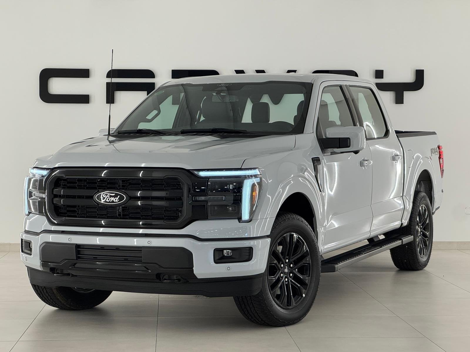 Ford USA F-150 5.0 V8 Lariat black FX4 / B&O / Pano / HUD, Auto's, 5030 cc, Gebruikt, 405 pk, F-150