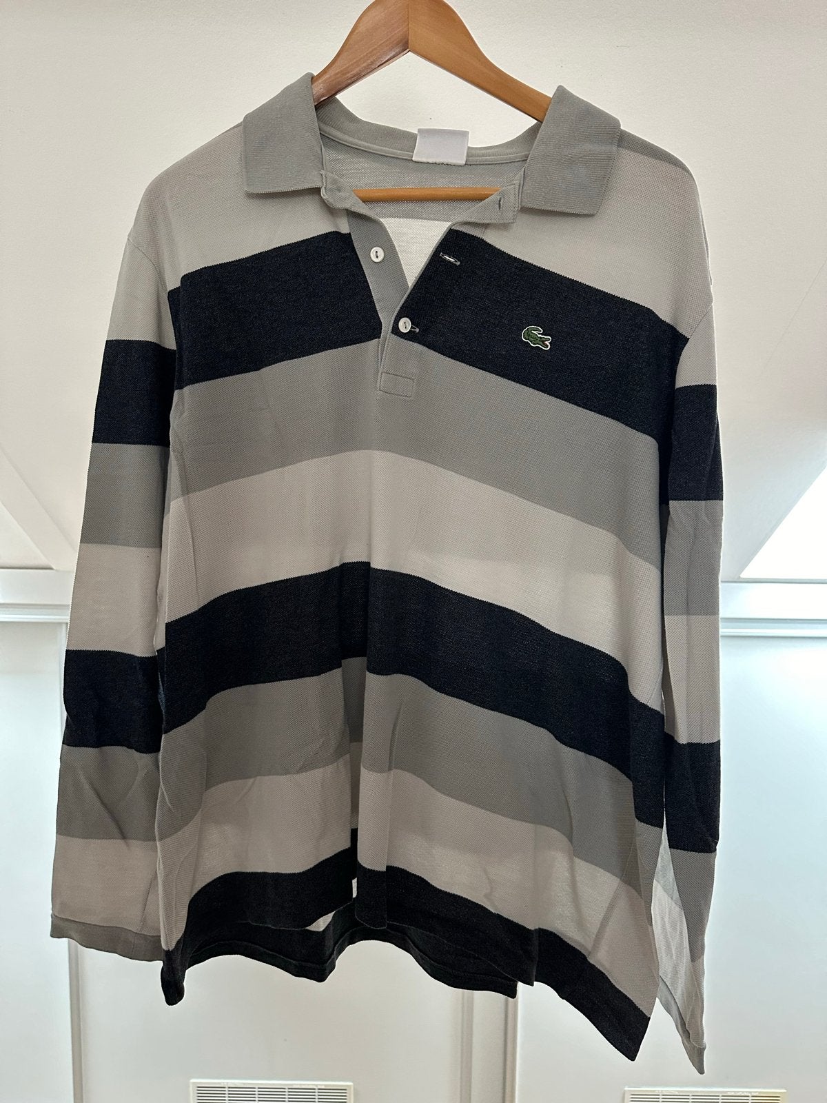 Lacoste gestreept poloshirt met lange mouwen, Ophalen of Verzenden, Gedragen, Maat 52/54 (L), Grijs